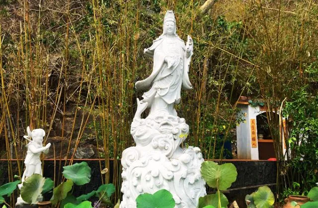 Tượng Phật Bà Quan Âm